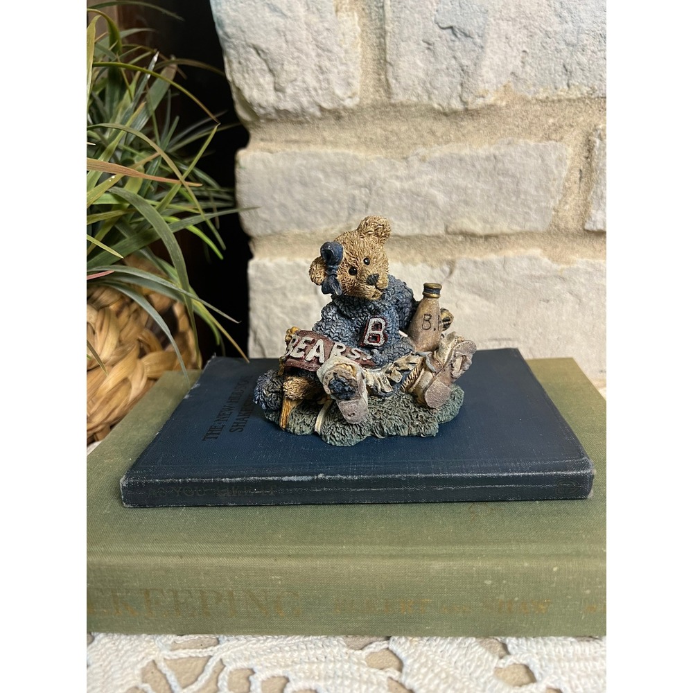 Vintage Boyds Bears 1995 "Bailey... The Cheerleader" Resin Figure